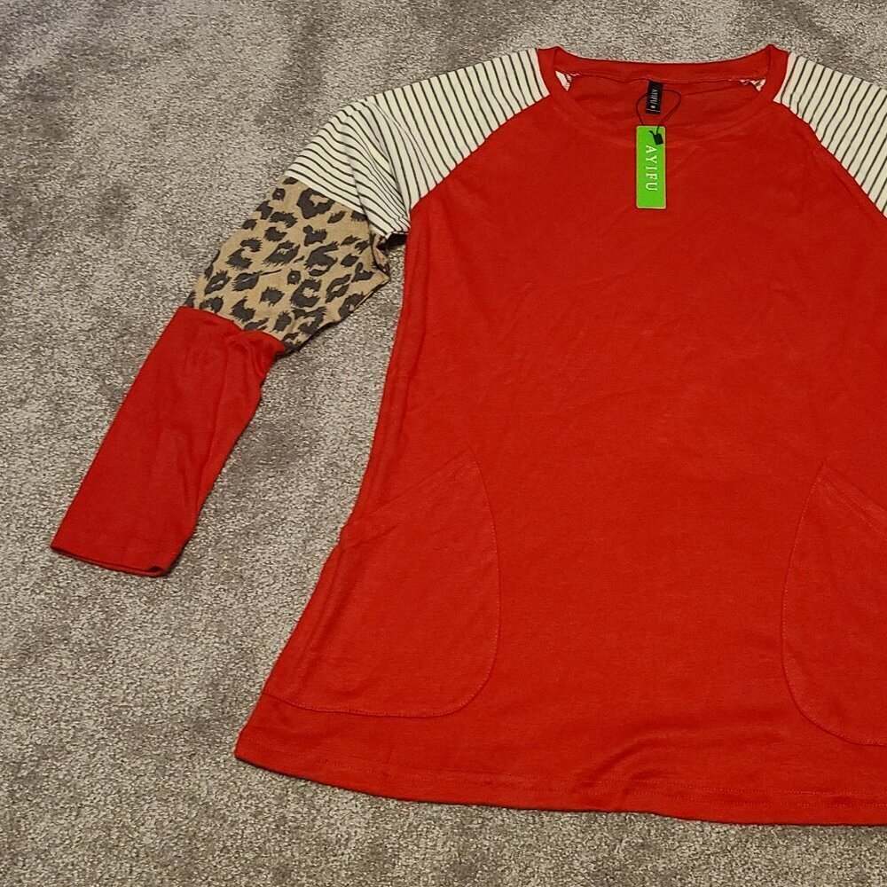 🥵 NWT long sleeve shirt